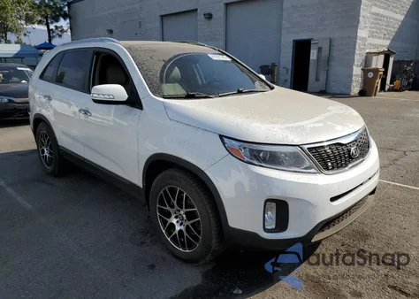 2015 Kia Sorento Ex z USA, uszkodzony, nr VIN 5XYKU4A74FG586561